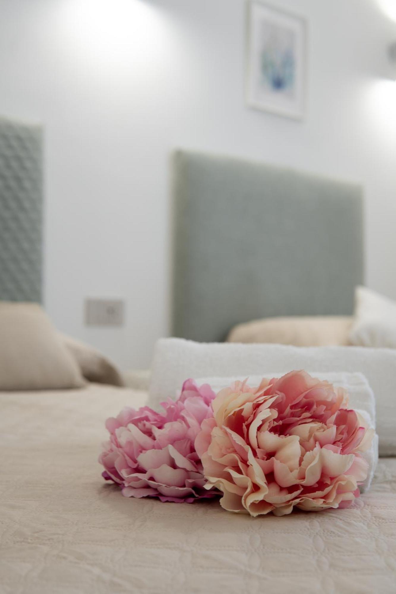 Dicciosu Guest House Budoni Bagian luar foto
