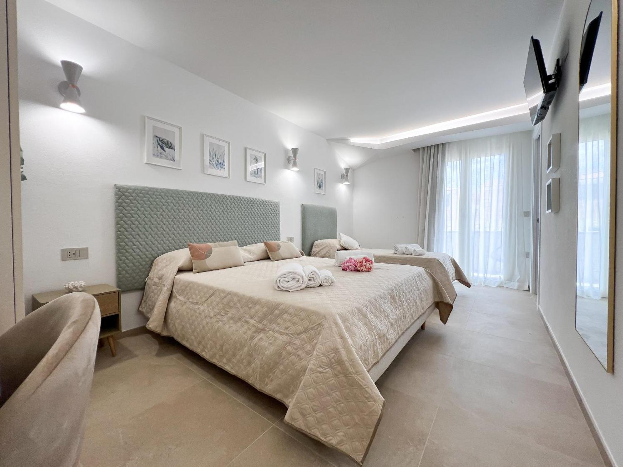 Dicciosu Guest House Budoni Bagian luar foto
